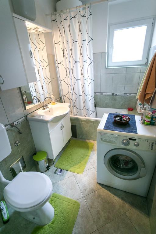 Apartman Snjeska Buzet Bagian luar foto